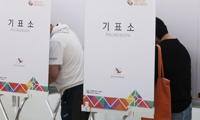 중국발 여론 개입 논란이 던진 경고…외국인 댓글과 참정권 논쟁이 한국 민주주의에 묻는 질문