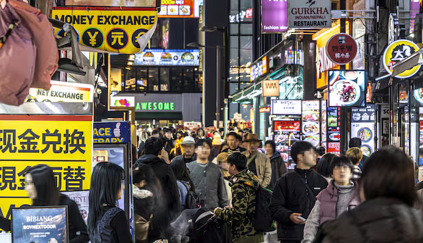 무비자 입국 한 달, ‘서울병’의 그림자 — 중국 관광객 급증 뒤에 숨은 불편한 진실