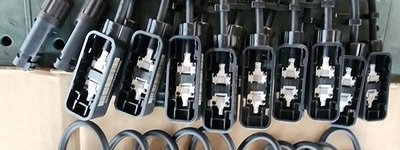 중국산 태양광 부품 ‘국산 세탁’ 불법 수출 적발… 한국 무역 안보를 위협하는 구조적 위험