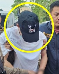 “한국인?” 중국인 범죄자가 ‘태극기 모자’ 푹…징역 46년형 선고받은 이유