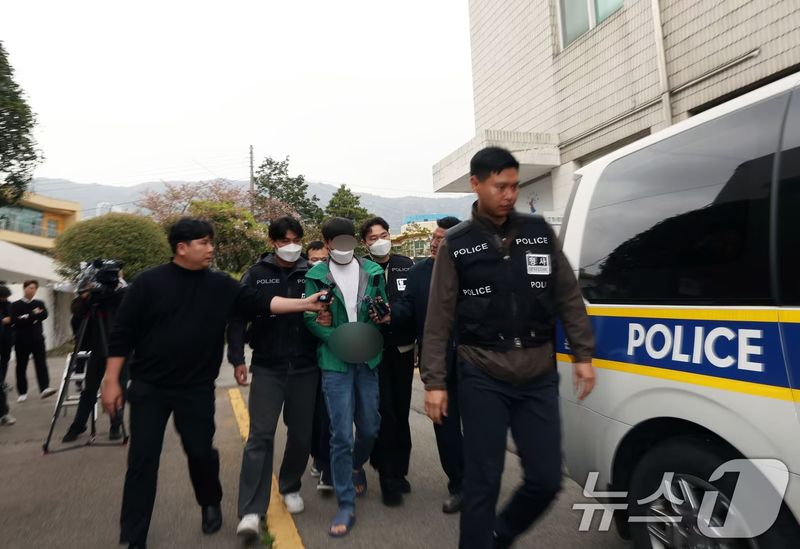 '소방관 2명 순직' 완도 창고 화재…작업자·업체 대표 징역형 집유